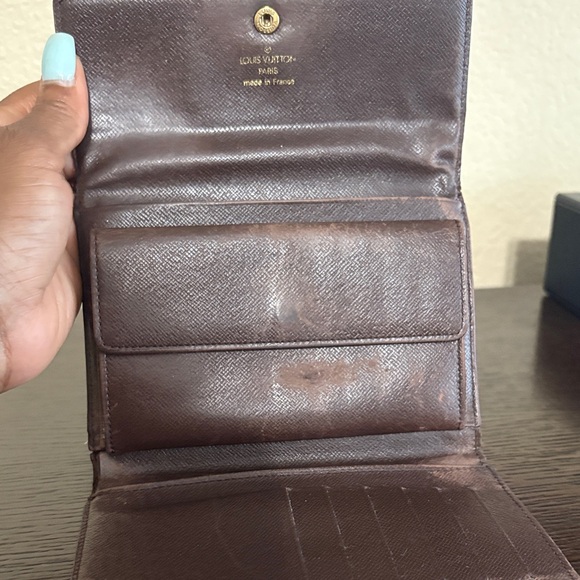 Louis Vuitton Damier Ebene Trifold
Wallet - Made in France - Picture 8 of 11